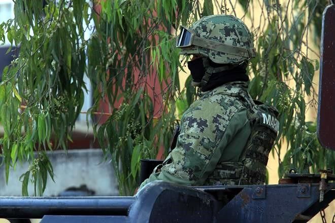 Asume Marina control de seguridad de Zihuatanejo