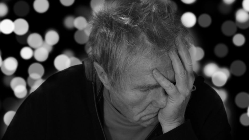 Demencia: Hábitos para prevenir esta enfermedad silenciosa