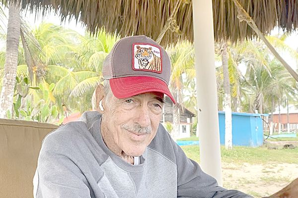 Cree Andrés García estar viviendo sus últimos días