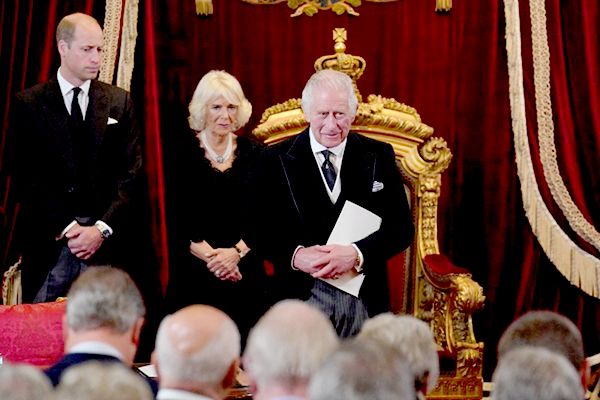 ¡Dios salve al rey! Carlos III es proclamado monarca de Reino Unido