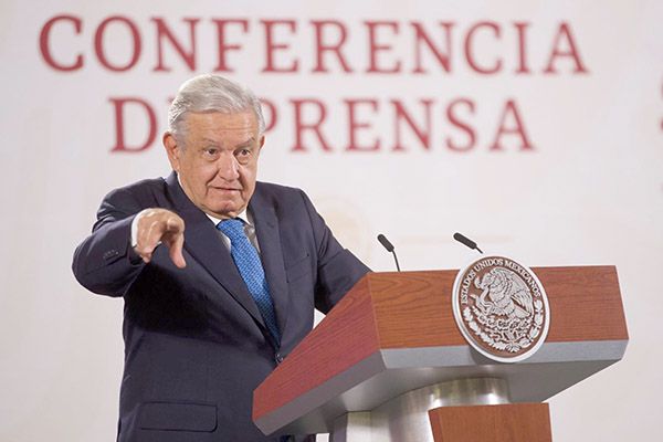 Quiere AMLO consulta para “militarización”