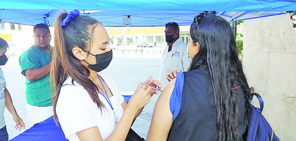 Vacunarán contra influenza en plaza