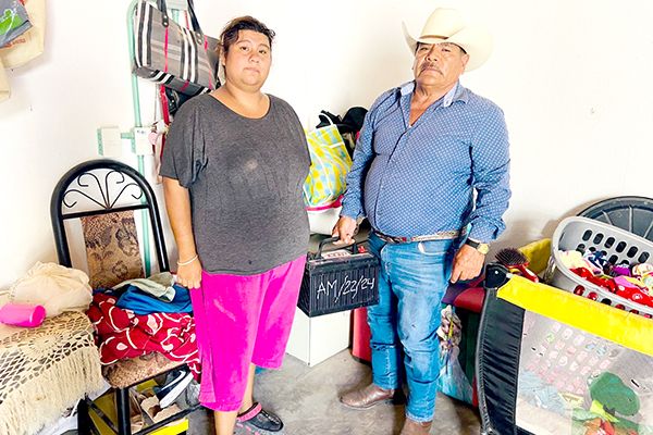 Entregan acumuladores para mejor iluminación