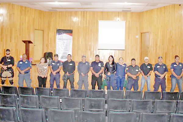Capacita ICM a policías de CC