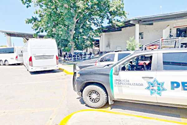 Repatria INM a más de cien migrantes