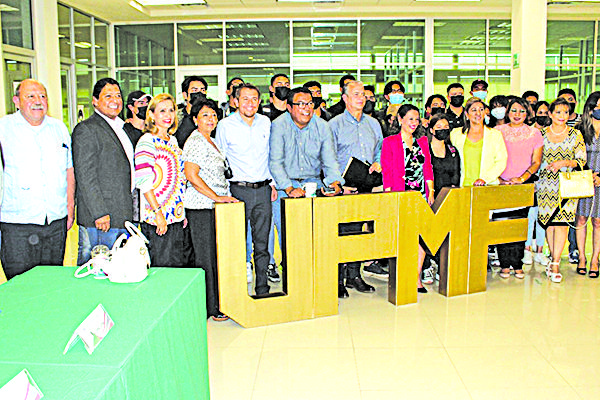 Firman Alcaldes convenio con Universidad Politécnica