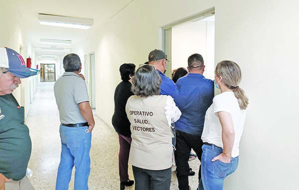 Protestan en sector salud ante contratación externa