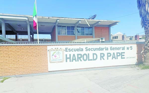 Separan de su cargo a profesor acosador
