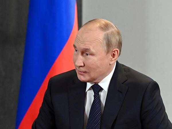 Reportan posible atentado contra Putin; hay un hombre muerto