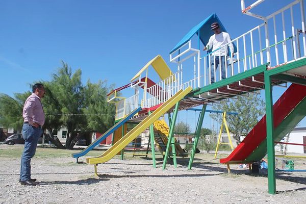 Avanza limpieza en plazas de Sabinas