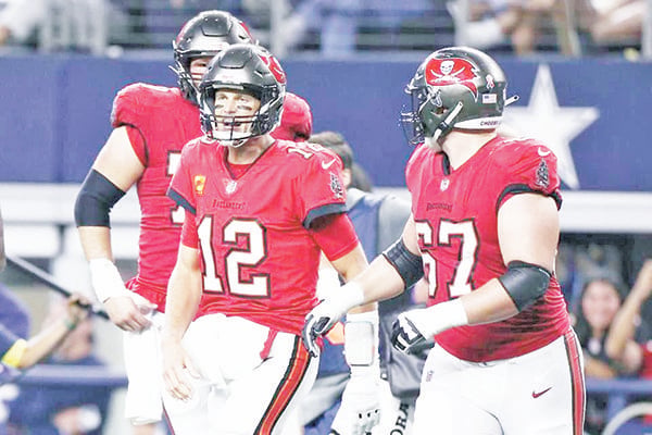 Los Buccaneers de Brady se aprovechan de Cowboys