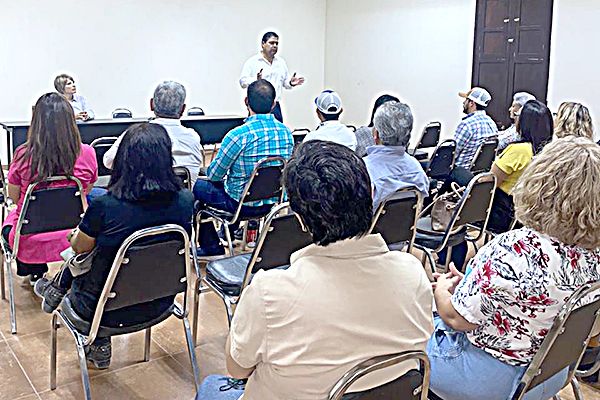 Empoderan a guías turistas