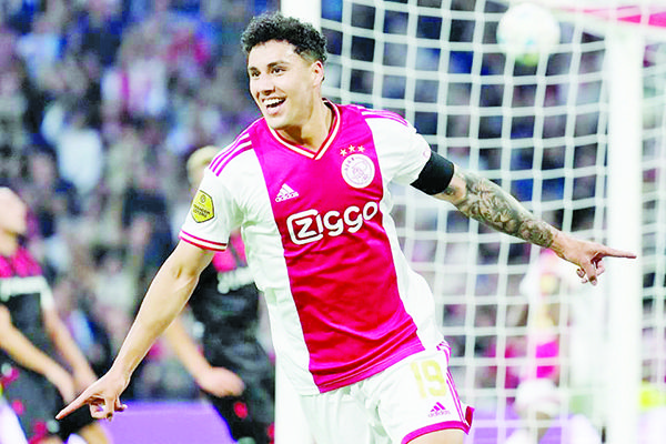 Conexión mexicana hace brillar al Ajax