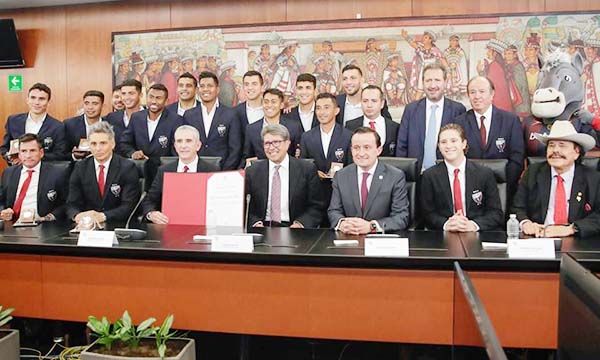 El Atlante recibe reconocimiento por parte del Senado