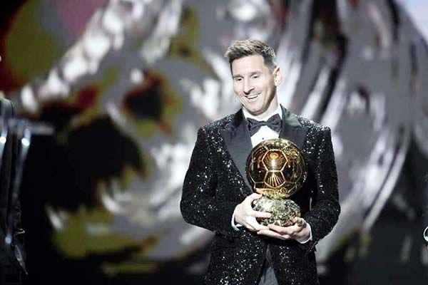 Ganadores del Balón de Oro recibirán copia digital NTF