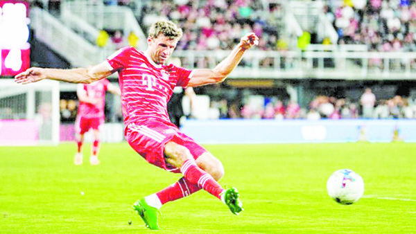 THOMAS MULLER SOBRE EL TERCER EMPATE CONSECUTIVO DEL BAYERN: ‘HAY FALTA DE HAMBRE’