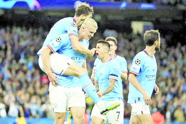 Le remonta Manchester City al Dortmund con tanto de Haaland