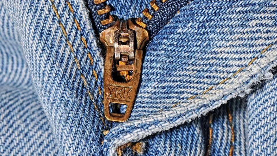 YKK, ¿sabes que significan las siglas de tu cierre?, aquí te decimos