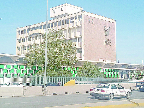 Reportan apagón en la clínica 7 del IMSS