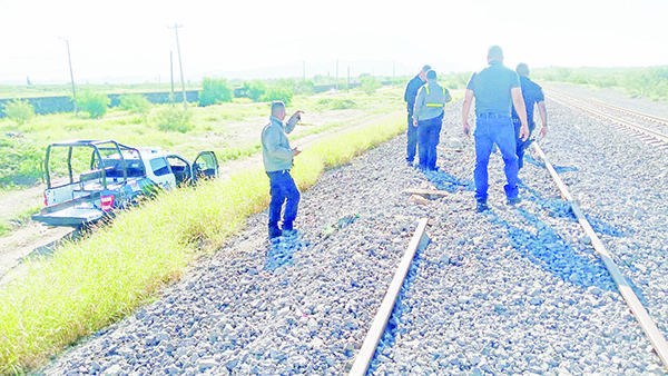 Balean a “chatarreros” guardias de Ferromex