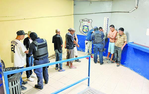 Nueve detenidos deja el operativo