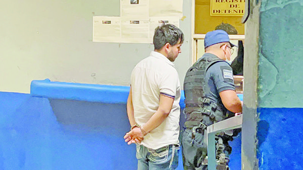 Golpea a su madre por no darle dinero
