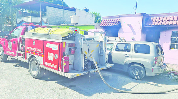 Salvan a mujer e hijos de incendio