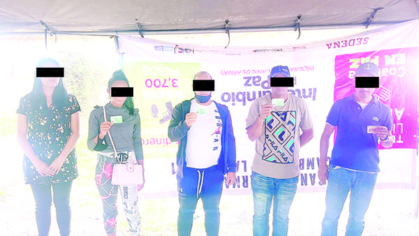 Cae pareja traficante de indocumentados