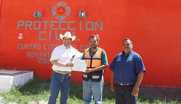 Reconoce a Bomberos municipio de 4 Ciénegas