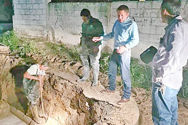 Renueva SIMAS de SB tubería antigua de agua