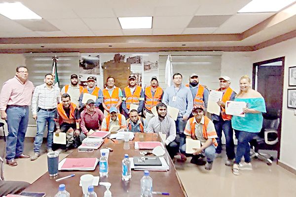 Reconocen valentía de empleados de Frontera