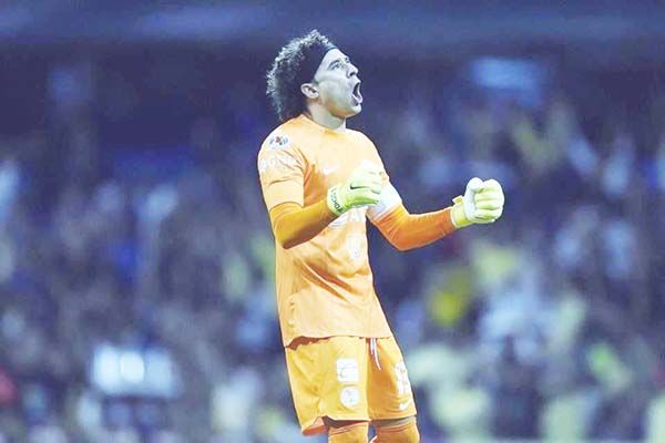 Deja América a Ochoa y Valdés sin jugar ante Necaxa