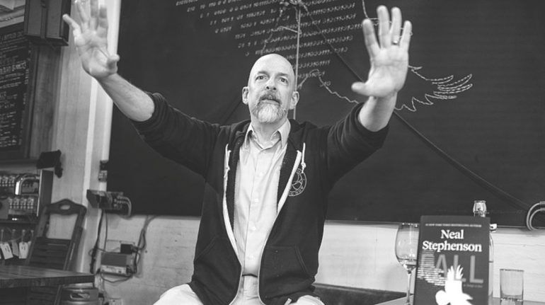NEAL STEPHENSON, EL ESCRITOR QUE CREÓ EL TÉRMINO METAVERSO Y QUE YA ESTÁ CREANDO EL SUYO