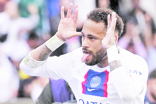 Se combinan Messi y Neymar en triunfo del PSG