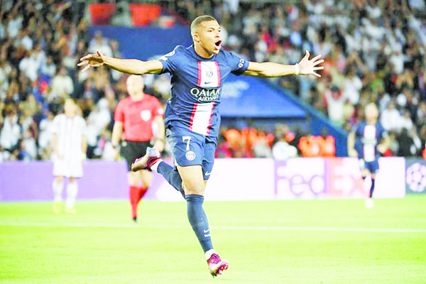 Kylian Mbappé da el triunfo al PSG sobre la Juventus