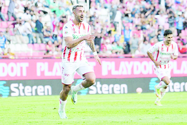 Necaxa regresa al camino de la victoria ante León