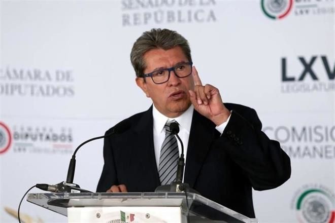 No hay razón para ir contra Ejército en calles, dice Monreal