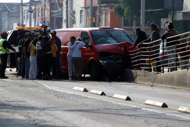 Fallece hombre tras choque en Ecatepec