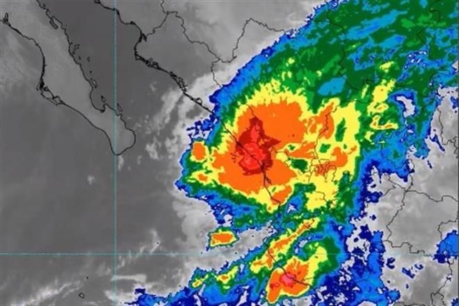Toca tierra ‘Orlene’ en Sinaloa