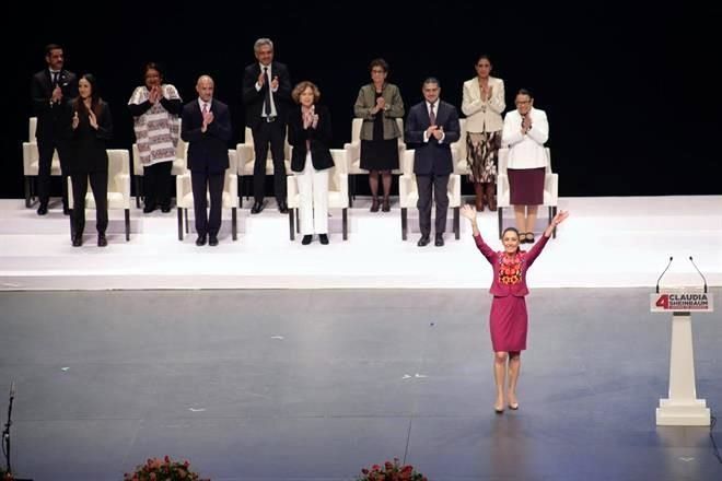 Da Sheinbaum informe no oficial en Auditorio Nacional
