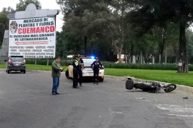 Fallecen dos policías tras choques en CDMX