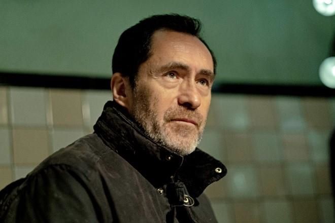 Demian Bichir saca colmillo en serie de ‘Déjame Entrar’