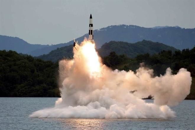 Lanzamiento de misiles fue advertencia a enemigos.- Norcorea