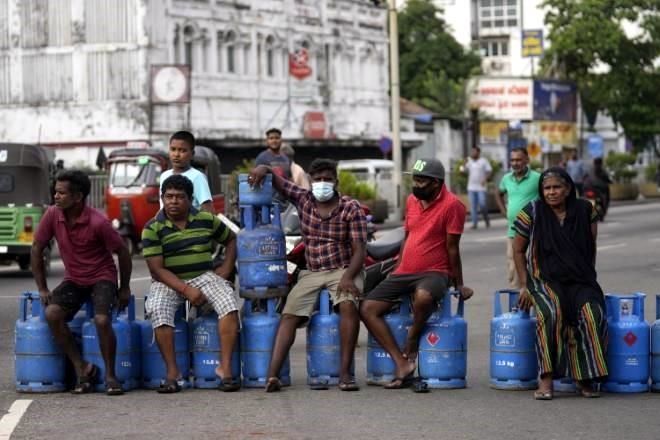 Advierte ONU de grave crisis de deuda en 54 países