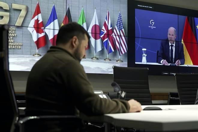 Zelensky urge ‘escudo aéreo’ ante Rusia; G7 le promete apoyo