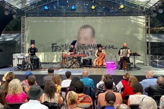 Enarbola DakhaBrakha resistencia ucraniana