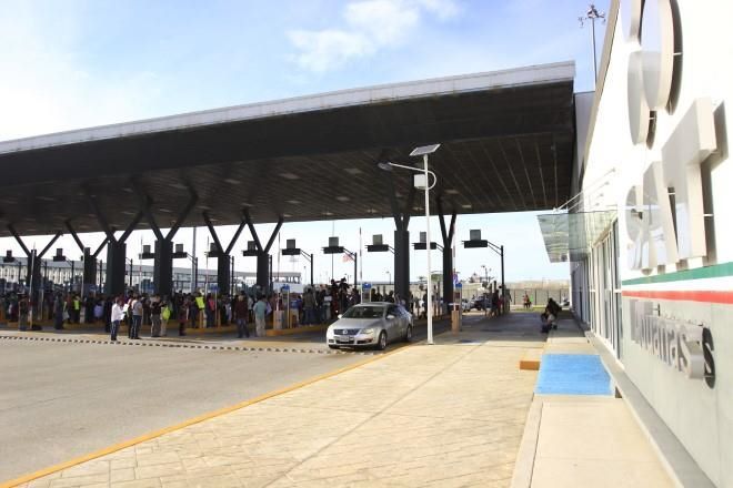 Atoran en aduanas cruces rápidos de mercancias
