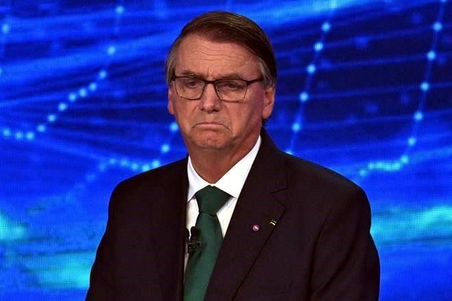 Ejército analiza si hubo fraude electoral.- Bolsonaro