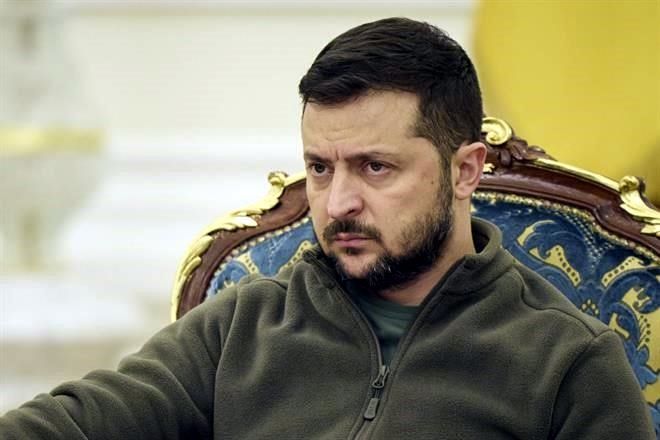 Publicará Zelensky libro sobre la guerra en diciembre