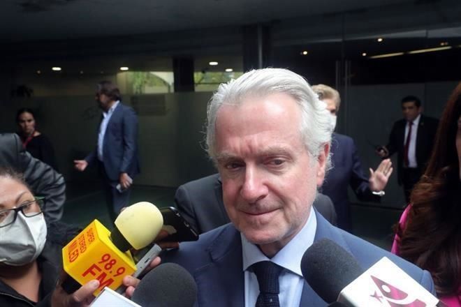 Acusa Creel de ‘cobardía’ a Adán Augusto López